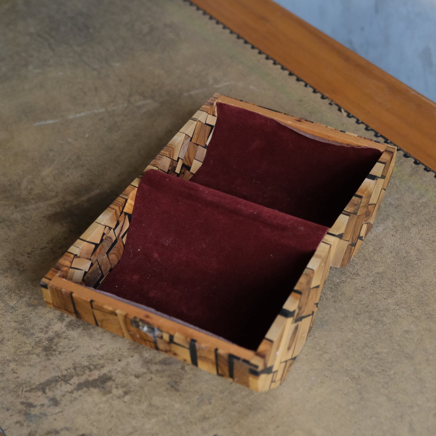 Specimen woodblock octagonal jewellery box